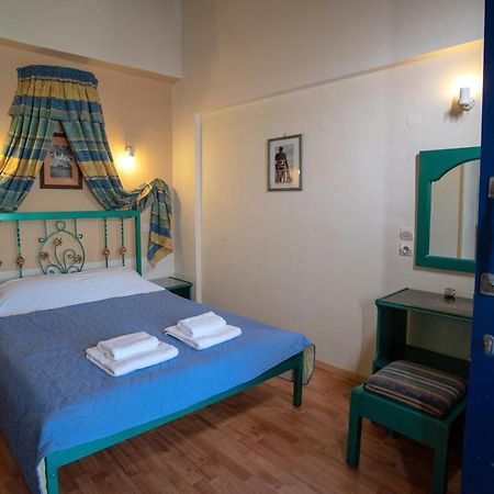 Kleoni Club Apartments Tolo Bagian luar foto