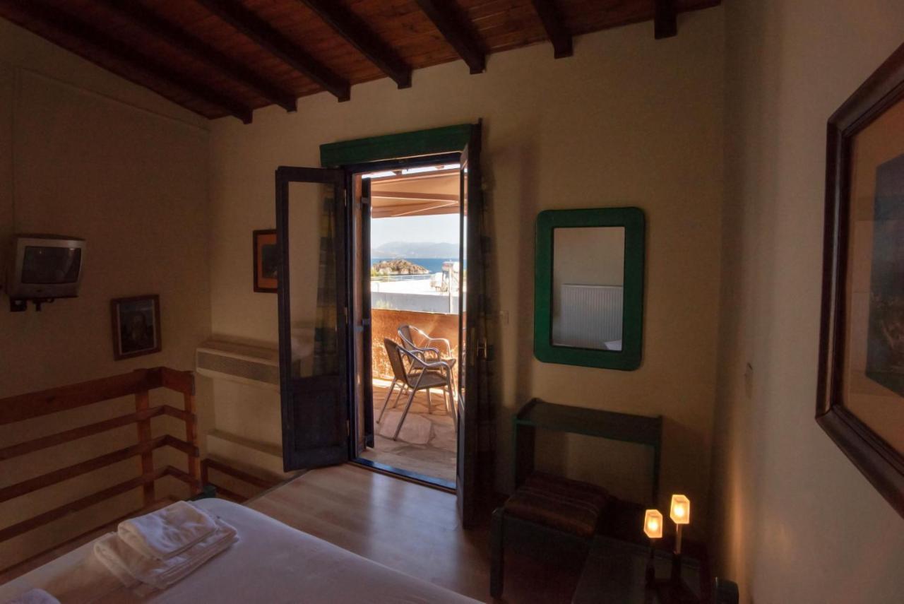 Kleoni Club Apartments Tolo Bagian luar foto