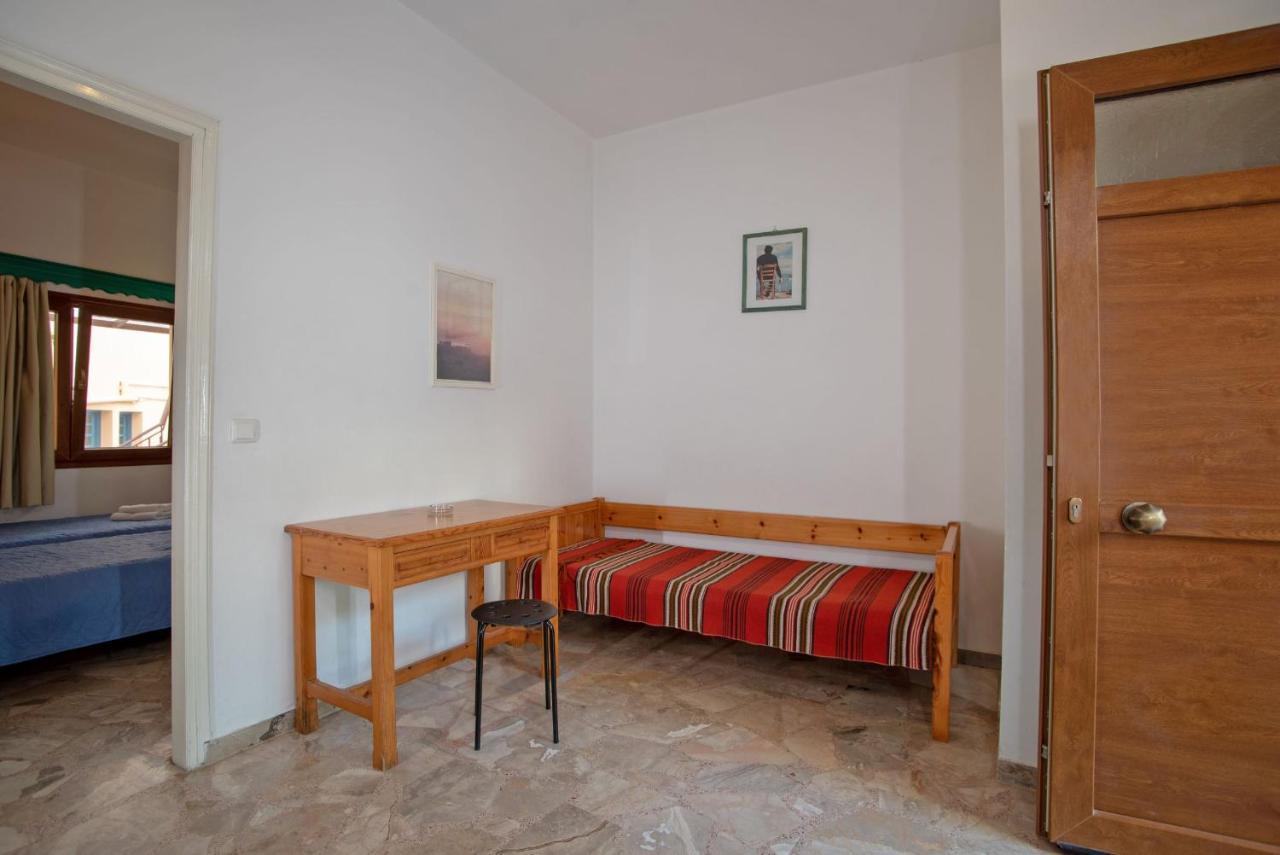 Kleoni Club Apartments Tolo Bagian luar foto