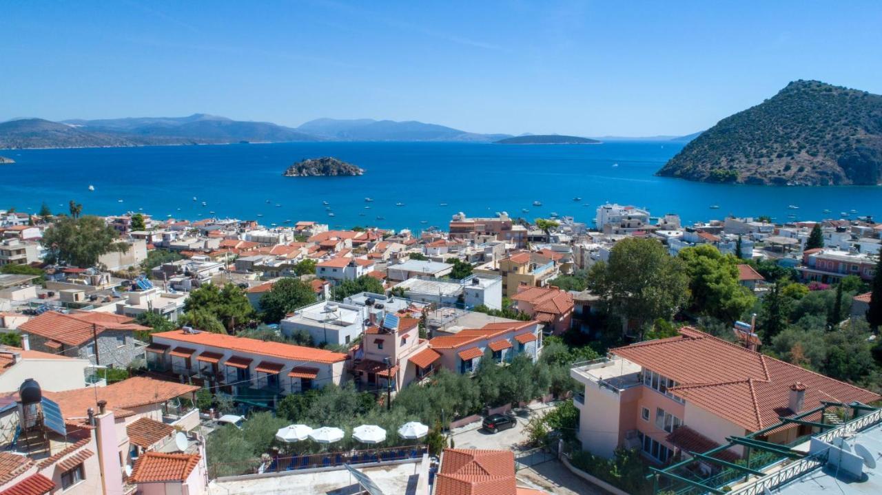 Kleoni Club Apartments Tolo Bagian luar foto